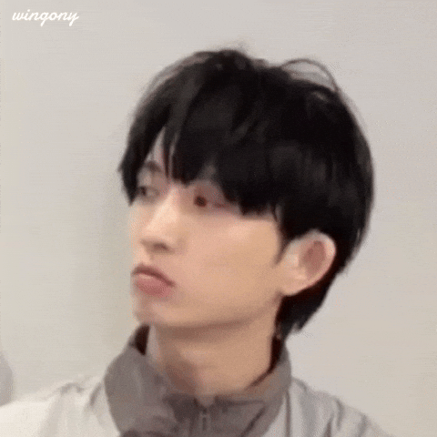 嘟嘴 GIF