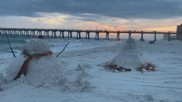 Floridians Swap Snow for Sand With Wintry Beach Creations