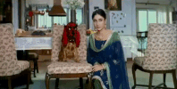 Kareena Kapoor Bollywood GIF by bypriyashah