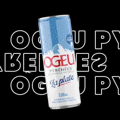 ogeupyrenees giphyupload water eau bouteille GIF
