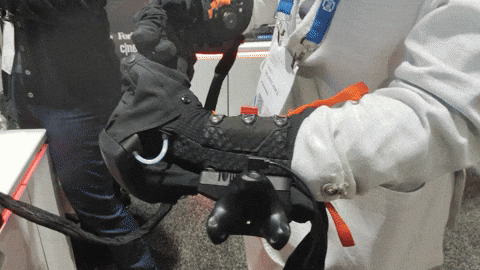 skarredghost giphyupload virtual reality GIF