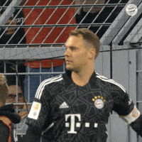 Manuel Neuer Smile GIF by FC Bayern Munich