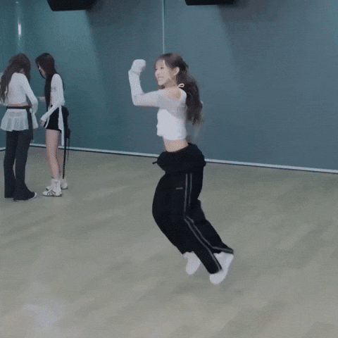 mysunshineflyb giphyupload kpop dance giphycreatortest GIF
