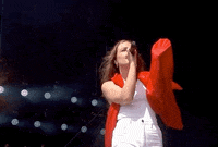 bbcglastonbury glastonbury glastonbury2019 bbc glasto maggie rogers GIF