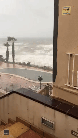 Deadly Storm Gloria Brings Powerful Winds and Giant Waves Close to Beach House in Spain
