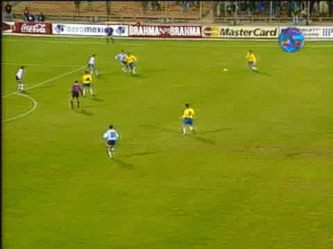 ligadospalpites giphyupload brasil x argentina túlio maravilha gol de mão GIF