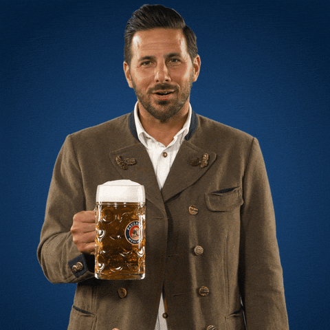 Claudio Pizarro Beer GIF by FC Bayern Munich