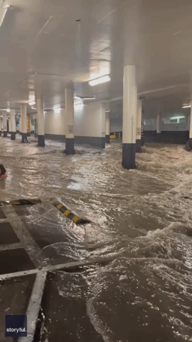 Parking Garage Floods Amid Heavy Rain in Las Vegas