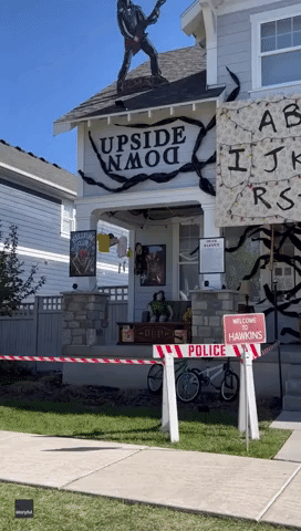 Stranger Things-Themed Halloween Display House Wows Neighborhood in Utah