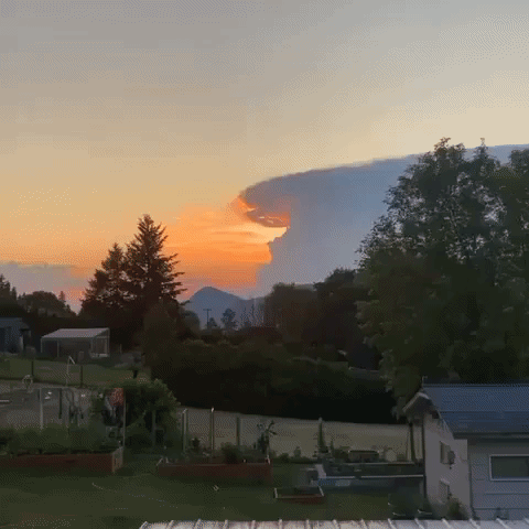 Wildfire Smoke and Intense Heat Create Large Cloud Formation in Kamloops, British Columbia