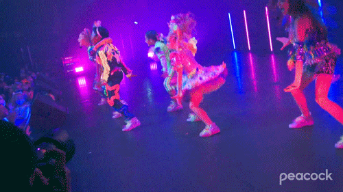 Jojo Siwa Dancing GIF by PeacockTV