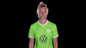 Look Here Reaction GIF by VfL Wolfsburg