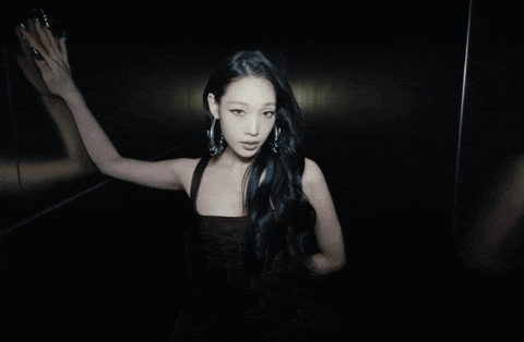 Look At Me GIF by ALLDAY PROJECT