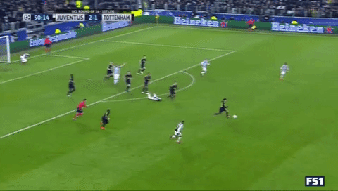 chiellini GIF
