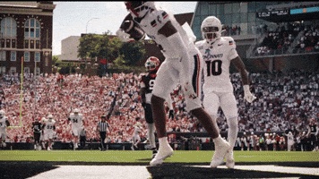 Cincinnati Football GIF by Cincinnati Bearcats