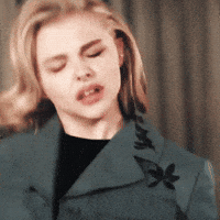 Romari greta chloe moretz chloe grace moretz kick ass GIF