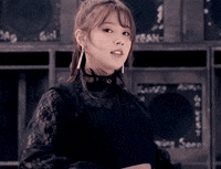 Miyeon Latata GIF by (G)I-DLE