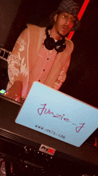 Dj Scratching GIF by Junzie-J