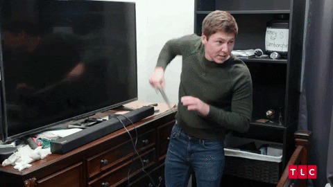 90 Day Fiance Fight GIF by TLC Europe