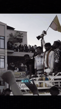 One Man Show Gilli GIF