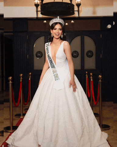 Miss International Chile GIF