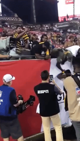 Antonio Brown Embraces Father After Steelers Win