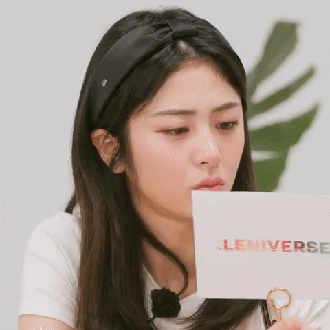 Read K Pop GIF