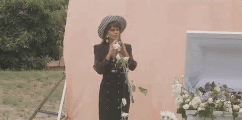 Juliedelicious GIF by HOLYCHILD