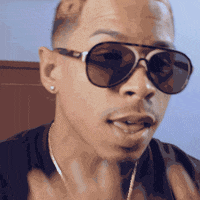 Come Here Jamby El Favo GIF by InnerCat