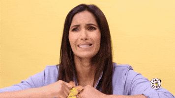 Padma Lakshmi Can't Open The Bag