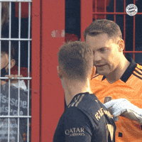 Sport Talking GIF by FC Bayern Munich