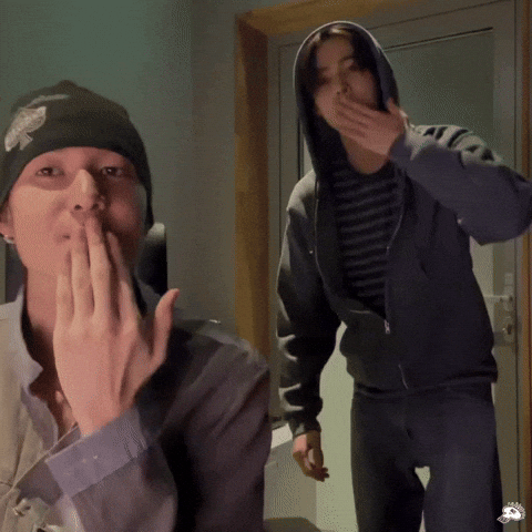 Flying Kiss Martin GIF