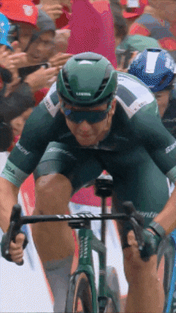 Winner Ciclismo GIF by La Vuelta