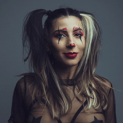 iphoqueit giphyupload halloween clown harley queen GIF