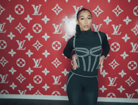 Cover Girl GIF by Bia