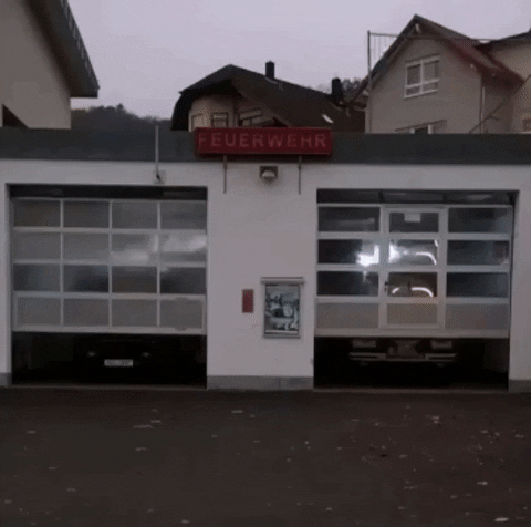 feuerwehrhesseldorf alarm feuerwehr einsatz tsf GIF