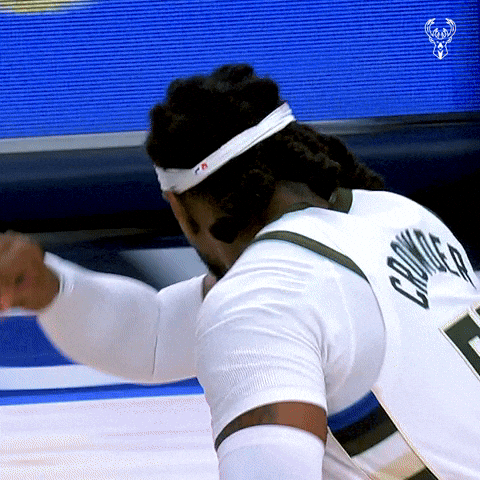 Basketball Kiss GIF by Milwaukee Bucks