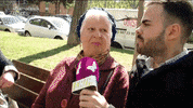mediaset tv television woman lady GIF