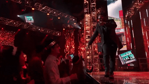 Nyre 2019 Blanco Brown GIF by New Year's Rockin' Eve