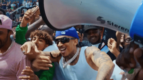 Fans Restaurant GIF by D-Block Europe