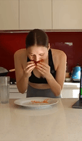 Nela Zisser vs 1 Massive Slice of Pizza
