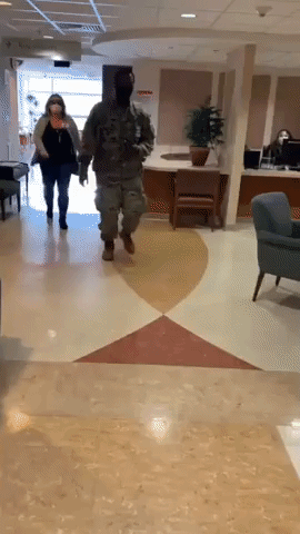 Surprise Homecoming: Soldier Arrives at Maryland Hospital Just in Time for Birth of Son