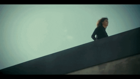 MCMinnow giphyupload lila s2e5 umbrellaacademy GIF