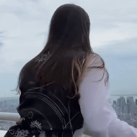 Scared Turn Around GIF by Empire State Building