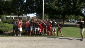 wgnmorningnews wgn morning news pat tomasulo wgn-tv GIF