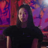 Looks Around Jennie Kim GIF