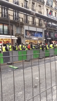 Demonstrators Gather in Paris as 'Yellow Vests' Protests Enter Third Week