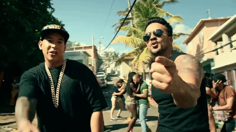 luis fonsi GIF