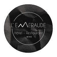 HotelEmeraude paradiski emeraude lesarcs peiseyvallandry Sticker
