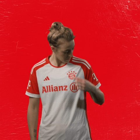 Womens Football GIF by FC Bayern Women